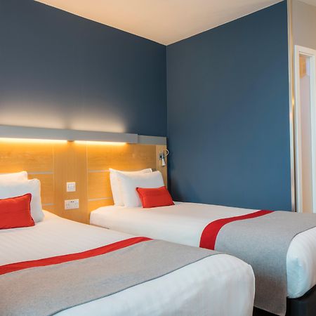Holiday Inn Express Doncaster By Ihg Eksteriør billede