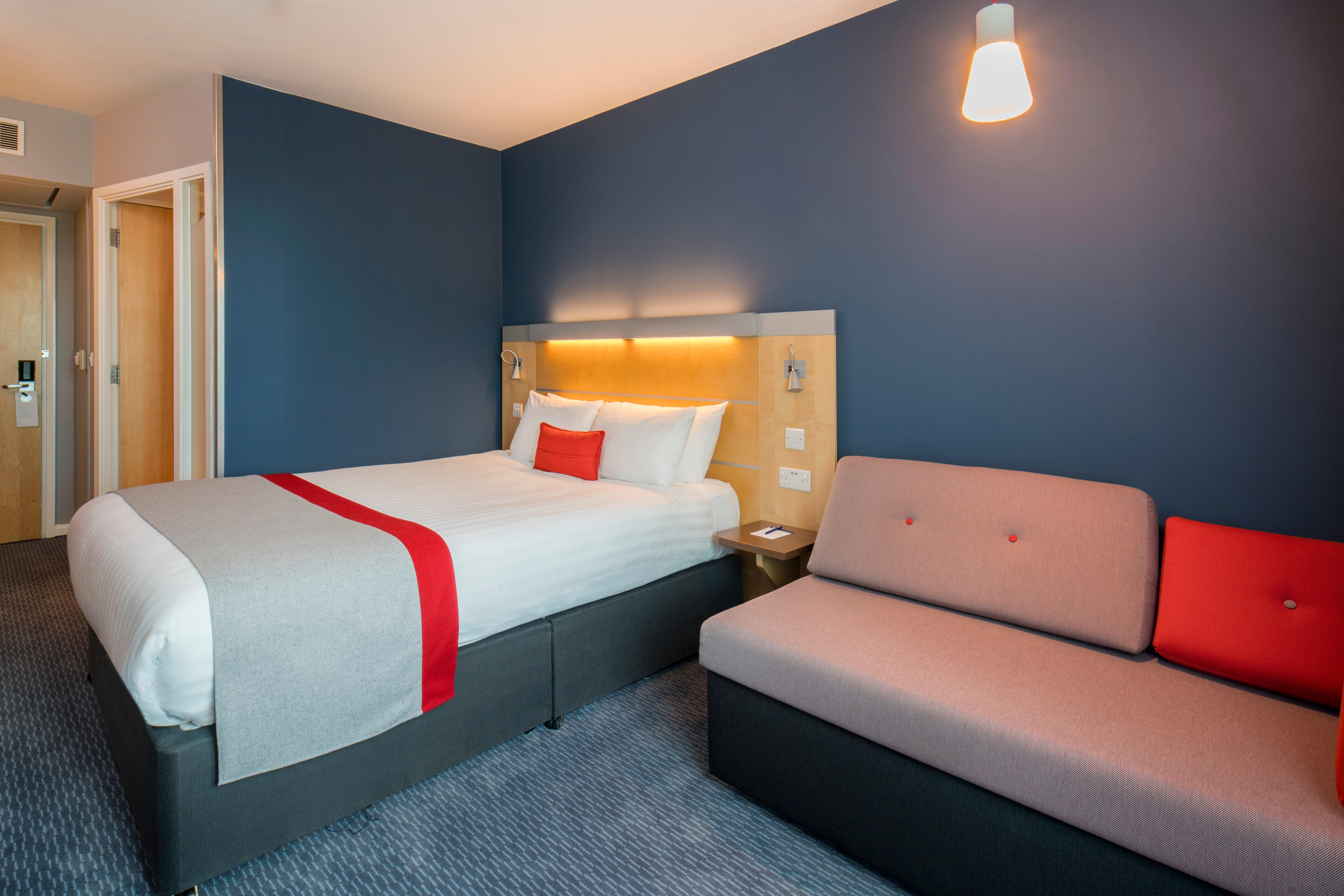 Holiday Inn Express Doncaster By Ihg Eksteriør billede