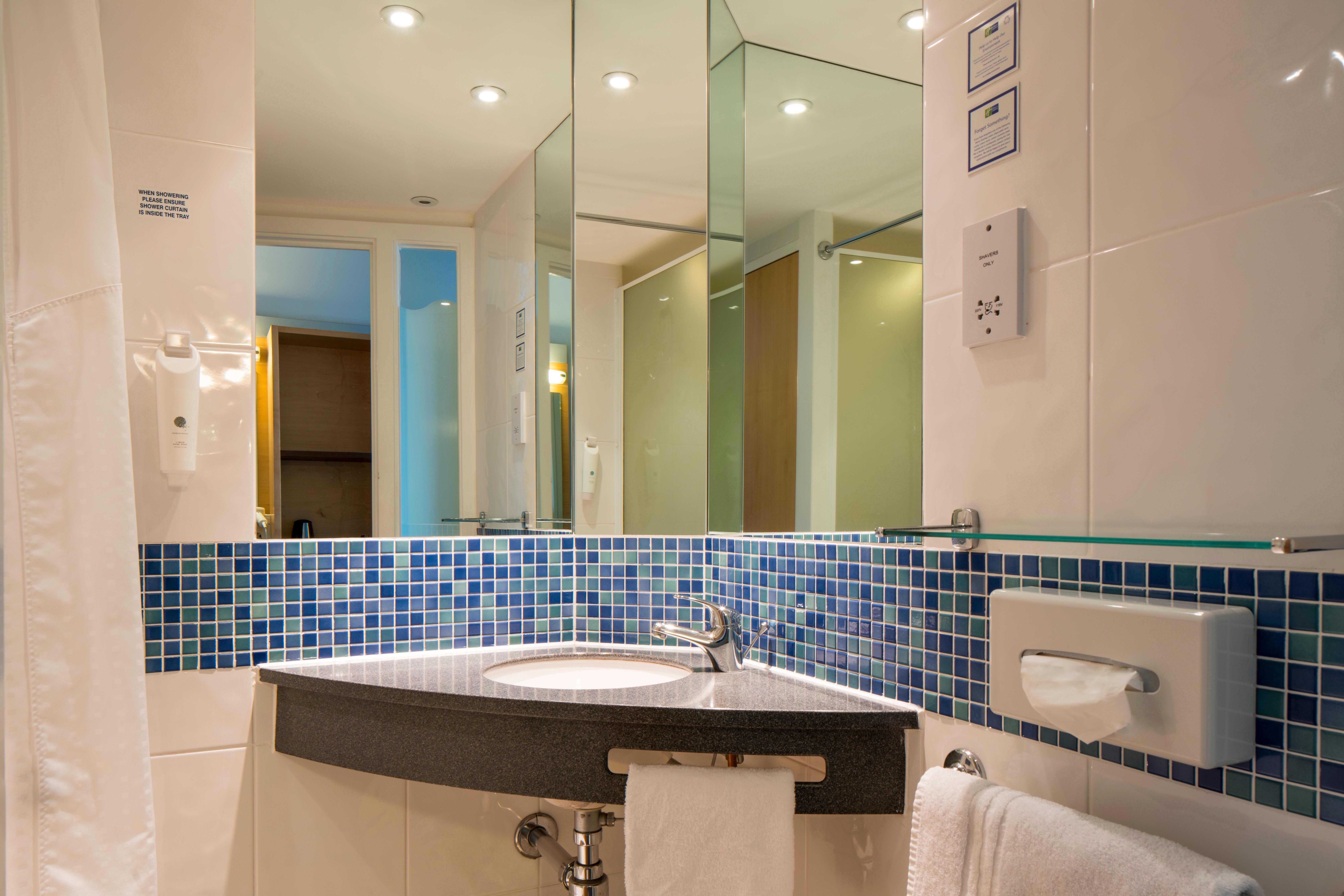 Holiday Inn Express Doncaster By Ihg Eksteriør billede