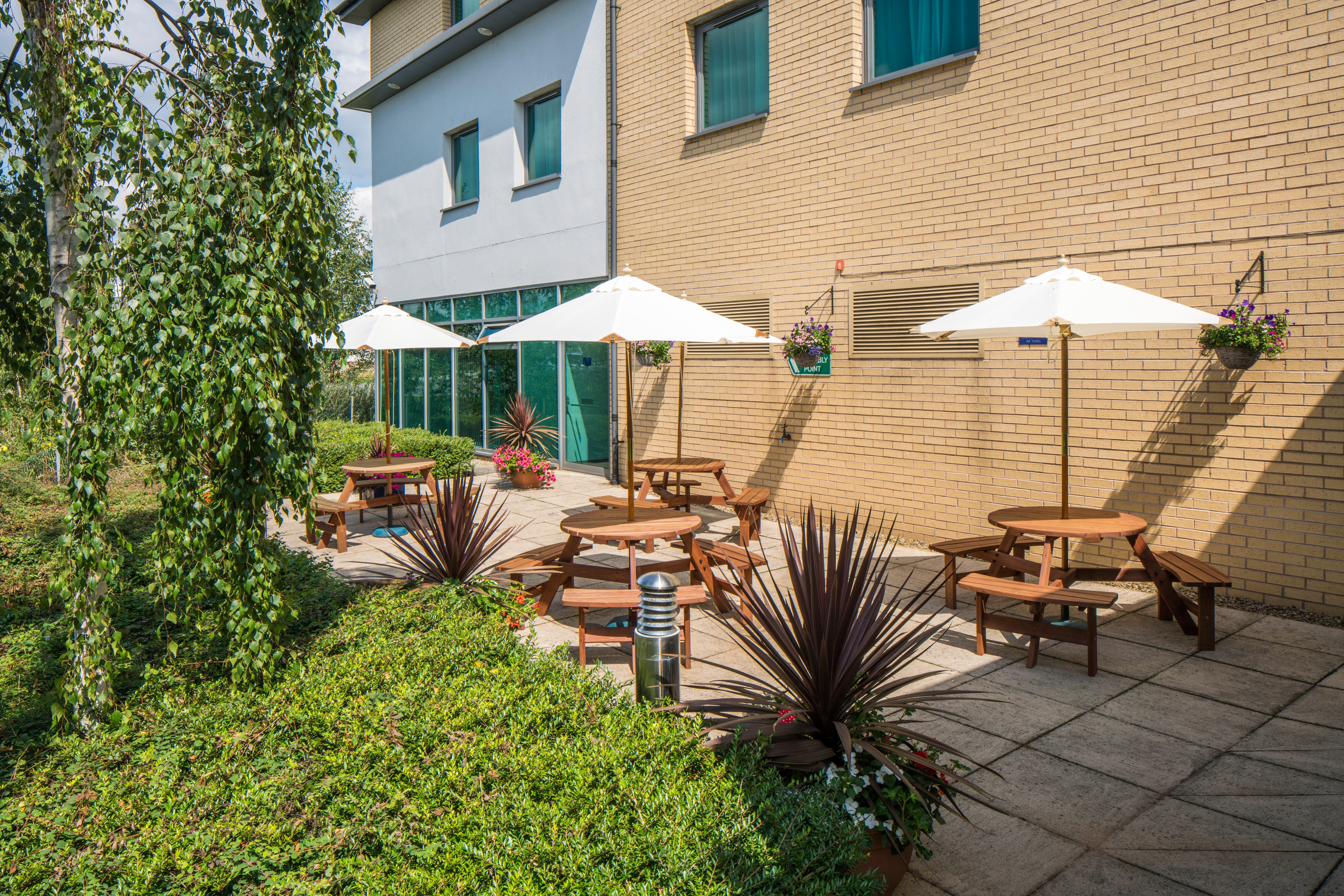 Holiday Inn Express Doncaster By Ihg Eksteriør billede